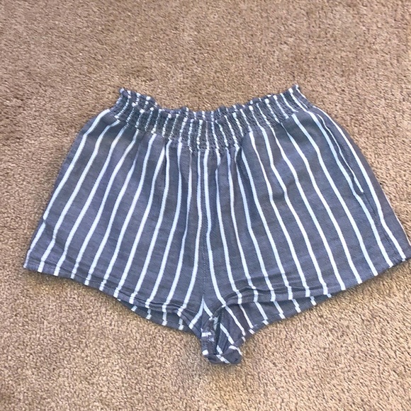 Forever 21 Striped Shorts - Picture 1 of 4